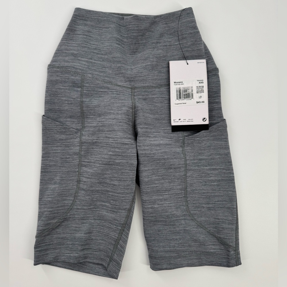 Nike One Women's High-Waisted 8" Biker Shorts With Pockets Size XXS NWT